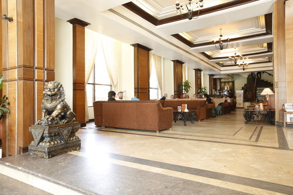 Royal Singi Hotel Katmandú Exterior foto