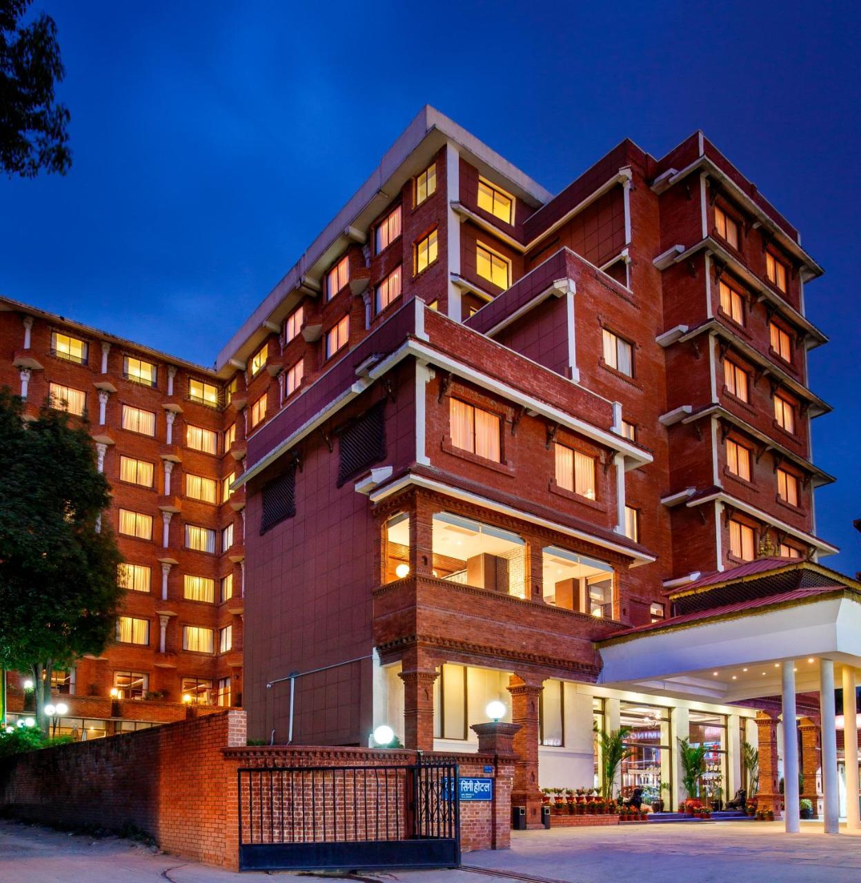 Royal Singi Hotel Katmandú Exterior foto